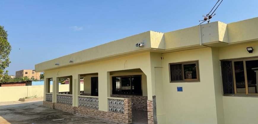 4 Bedroom Bungalow in Adenta